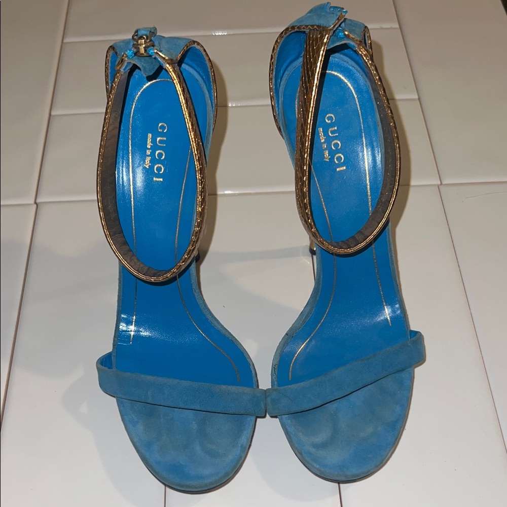 Gucci Women's Blue and Gold Heels